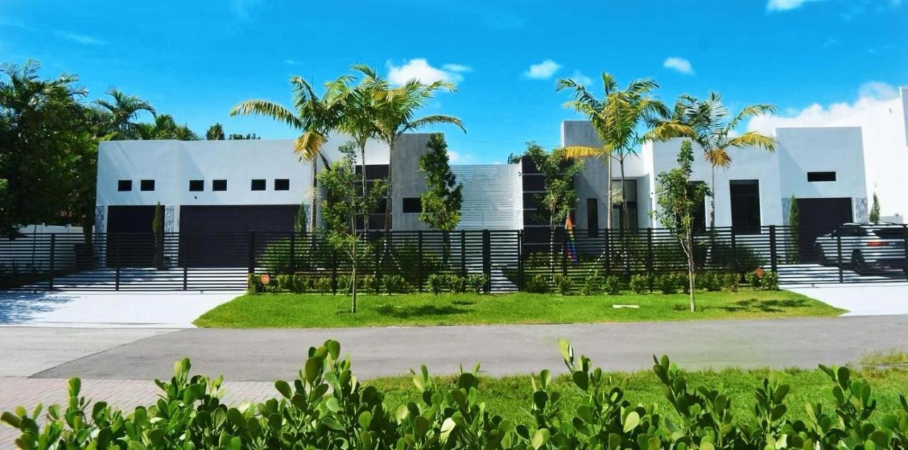Men Only Clothing Option Guesthouse Near Wilton Manors Fort Lauderdale Exterior photo